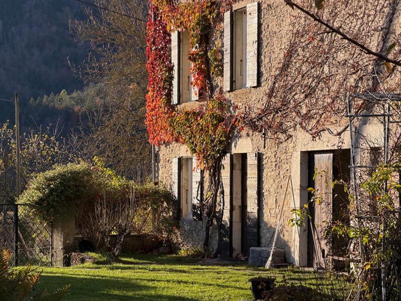 Maison - 335 m² - 8 pièces