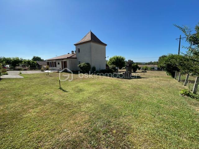 Propriété - 120 m² - 7 pièces