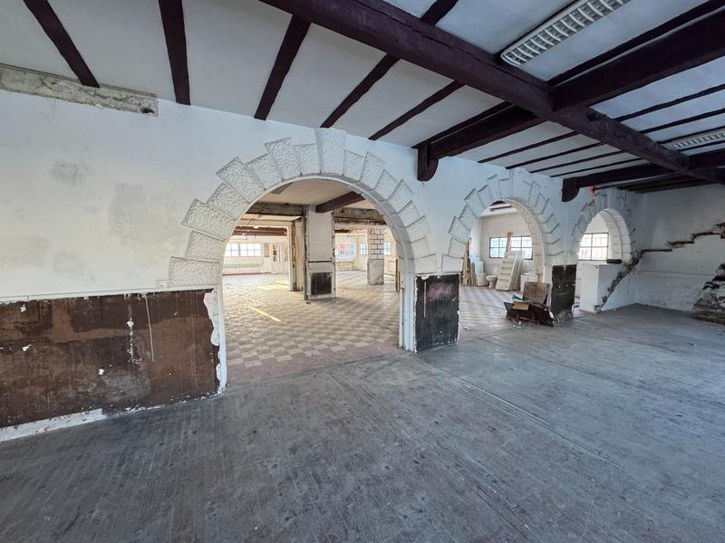 Propriété - 550 m² - 15 pièces