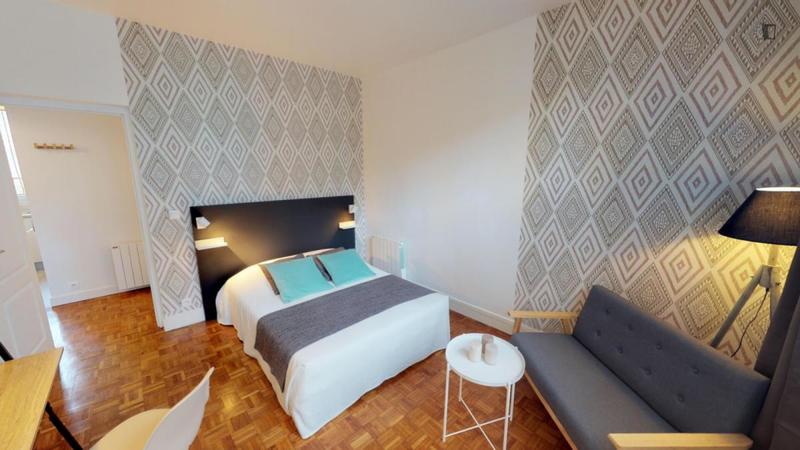 Chambre - 13 m² - 4 pièces