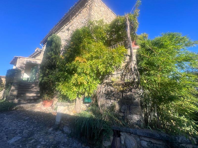 Maison provençale - 183 m² - 8 pièces