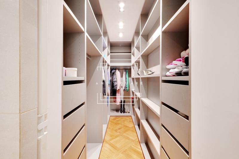 Appartement - 90 m² - 4 pièces