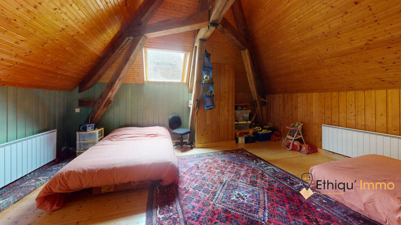 Maison - 314 m² - 10 pièces