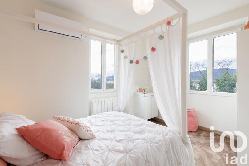 Maison - 323 m² - 9 pièces