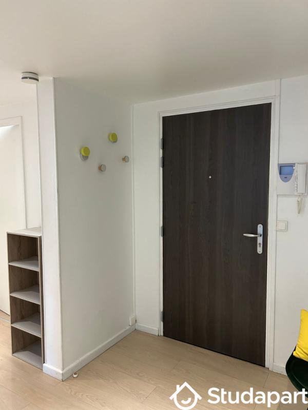 Chambre - 13 m² - 1 pièce