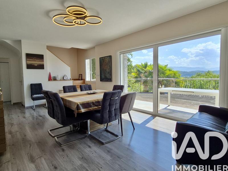 Maison - 135 m² - 5 pièces