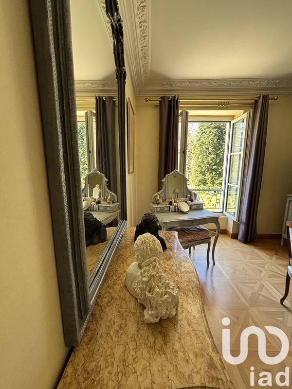 Maison - 455 m² - 12 pièces