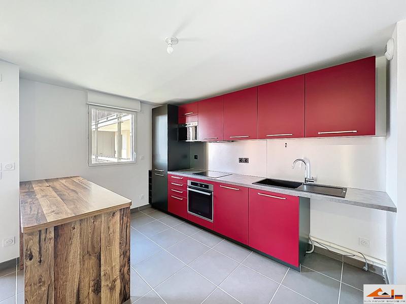 Appartement - 83 m² - 4 pièces