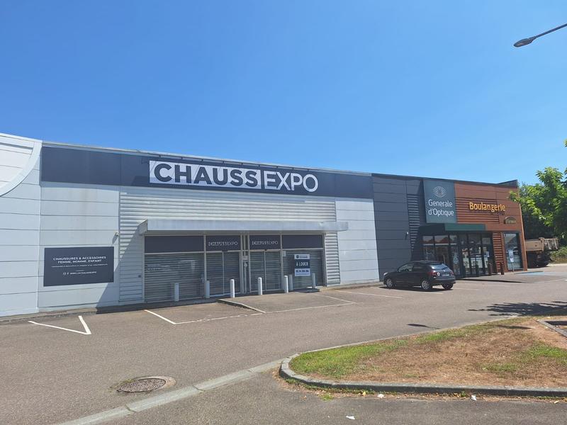 Local commercial - 610 m²