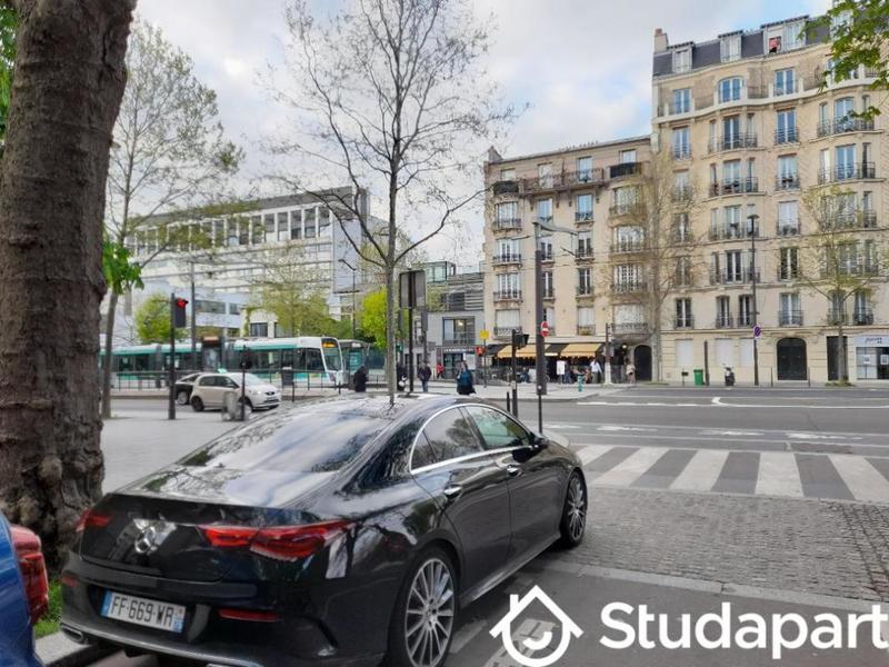 Chambre - 13 m² - 1 pièce