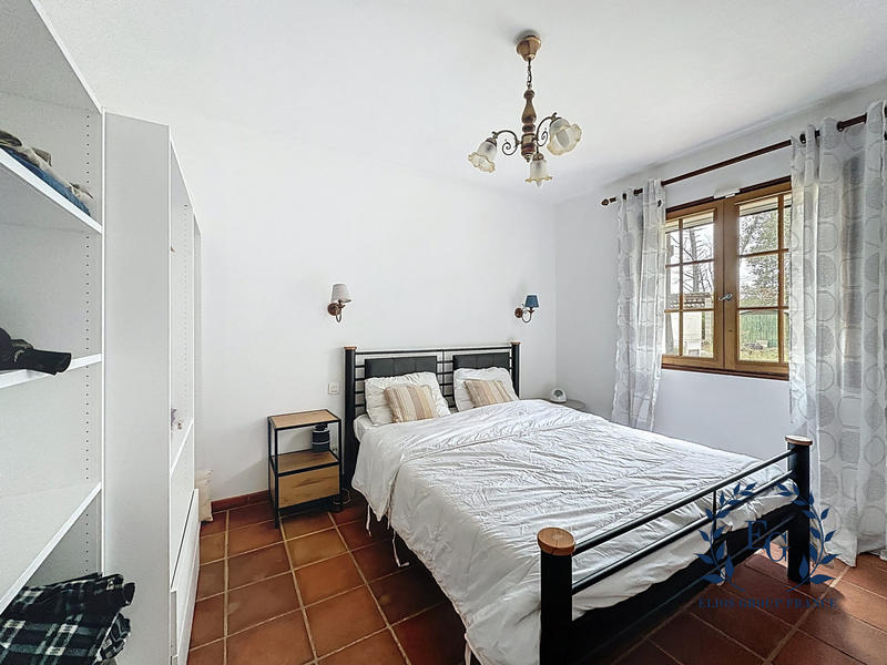 Bastide - 300 m² - 6 pièces