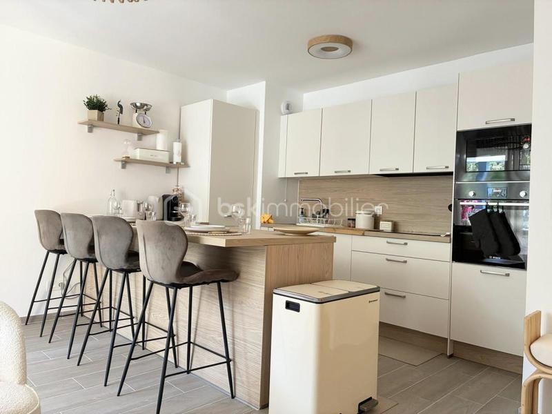 Appartement - 57 m² - 3 pièces