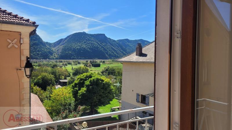 Appartement - 77 m² - 3 pièces