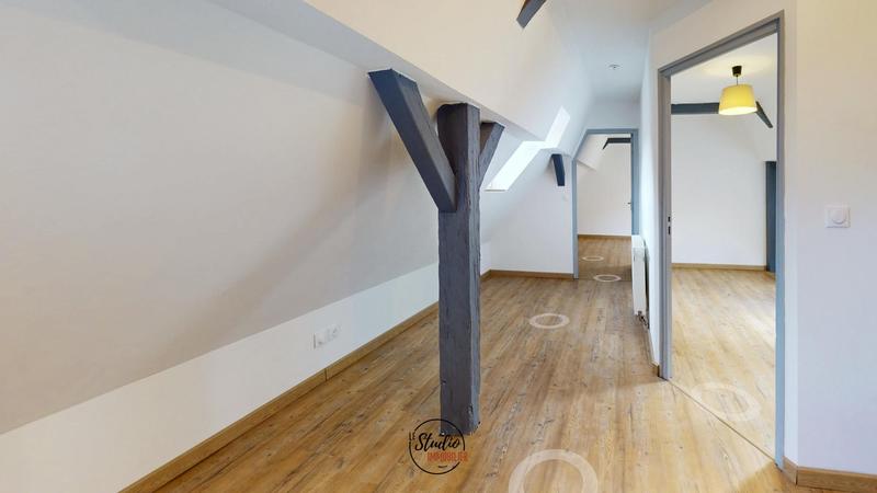 Maison - 96 m² - 3 pièces