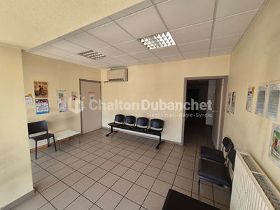 Local d'activités - 250 m² - 5 pièces