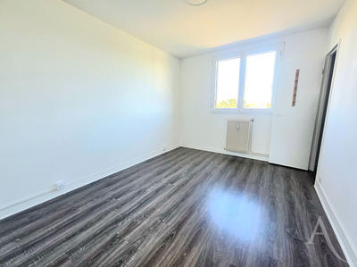 Appartement - 72 m² - 4 pièces