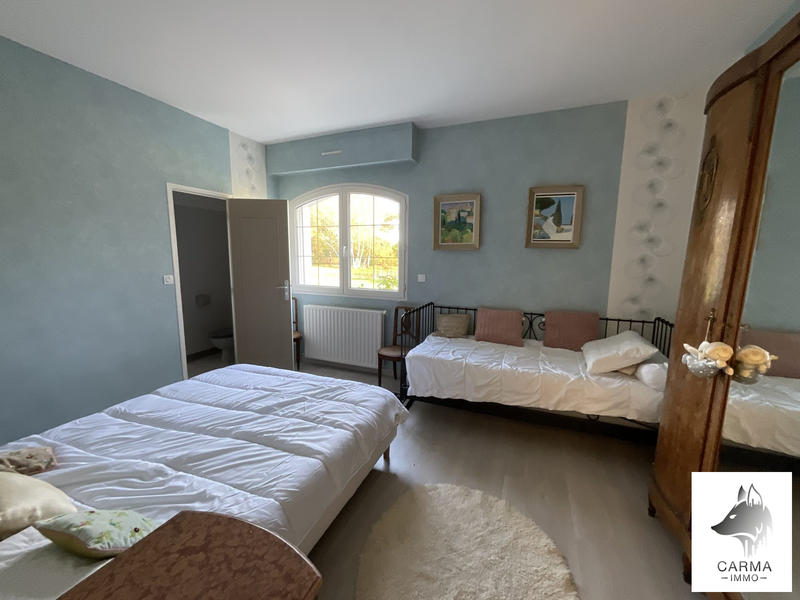 Maison ancienne - 385 m² - 8 pièces