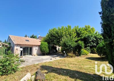 Maison - 290 m² - 9 pièces