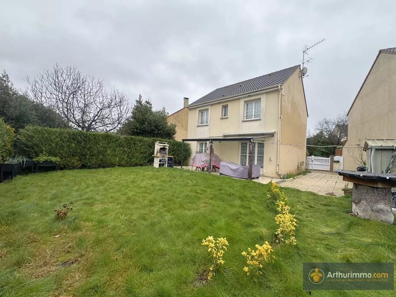 Maison - 95 m² - 6 pièces