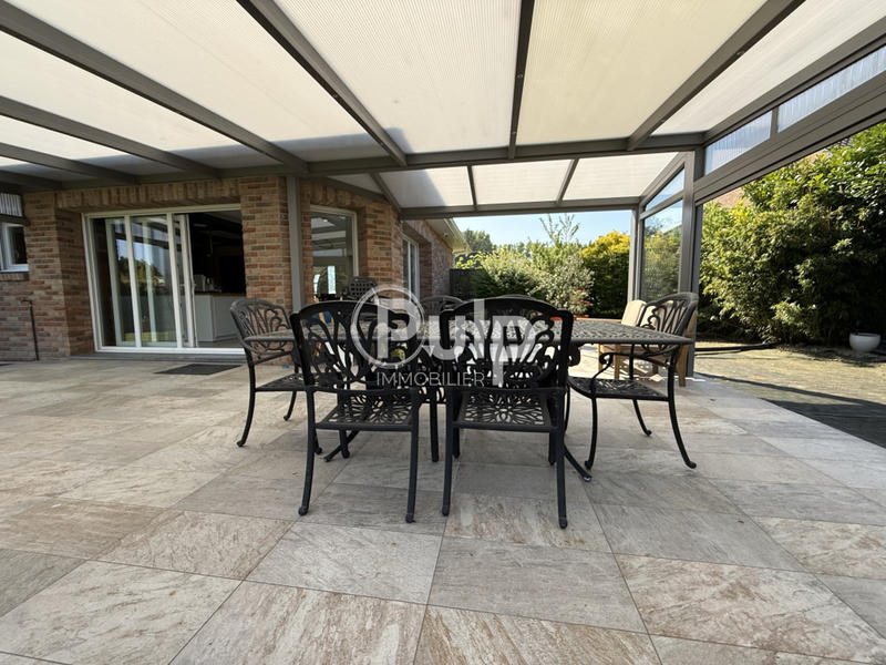 Pavillon - 130 m² - 6 pièces