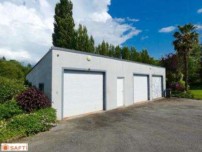 Maison - 159 m² - 7 pièces