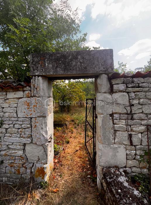 Demeure - 140 m² - 5 pièces