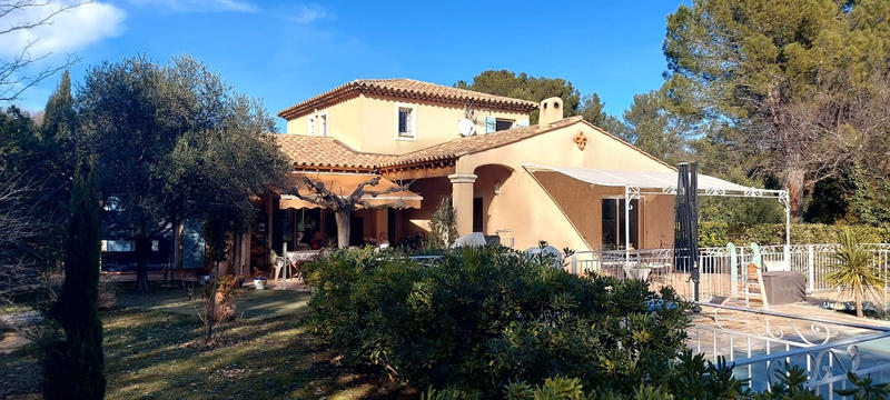 Villa - 155 m² - 5 pièces