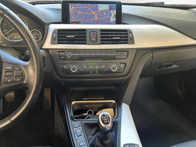 Bmw Série 3 320d dynamics business