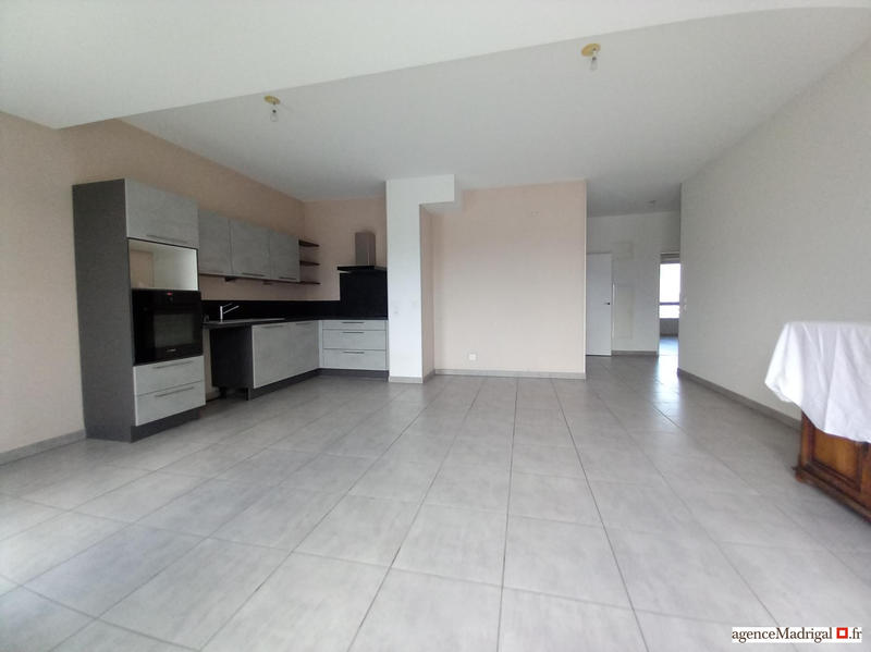 Appartement - 86 m² - 4 pièces