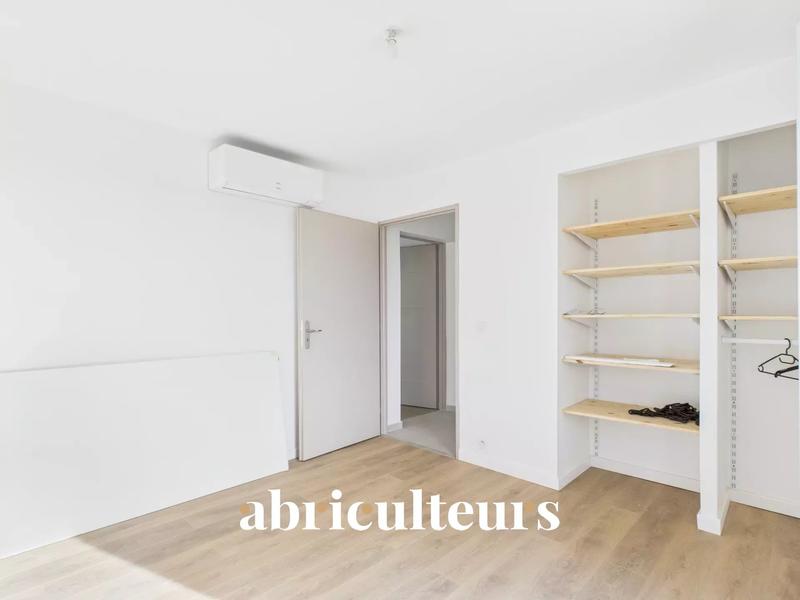Appartement - 95 m² - 4 pièces