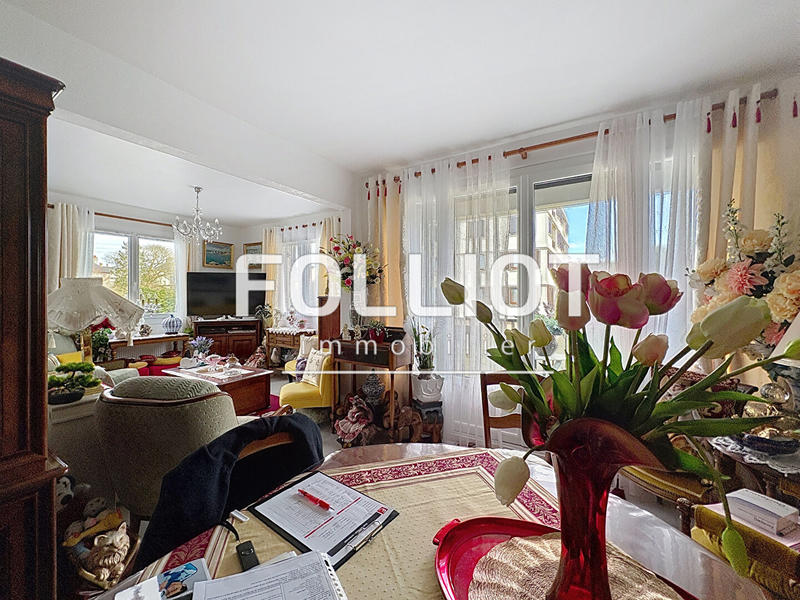 Appartement - 93 m² - 4 pièces