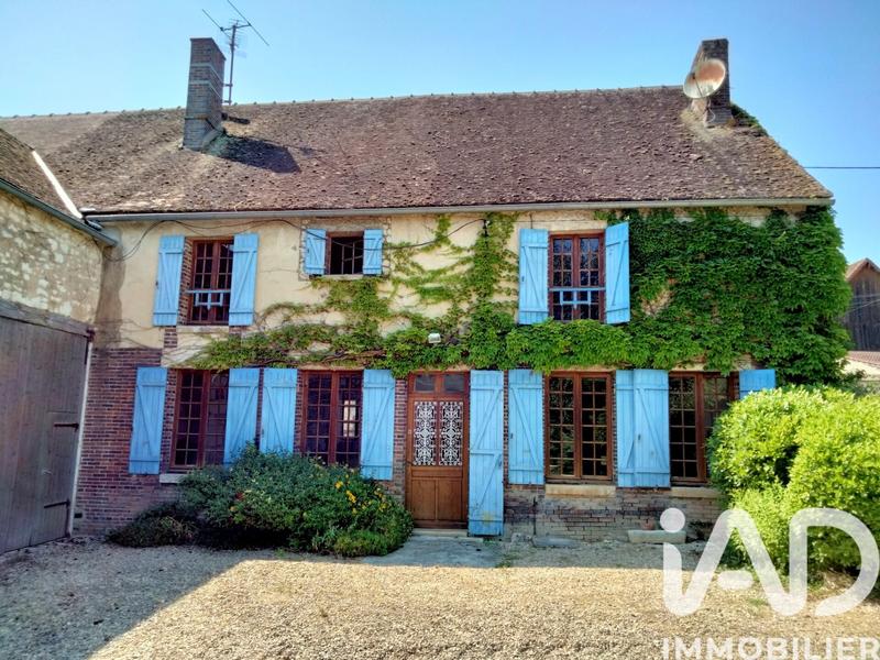 Maison de village - 389 m² - 10 pièces