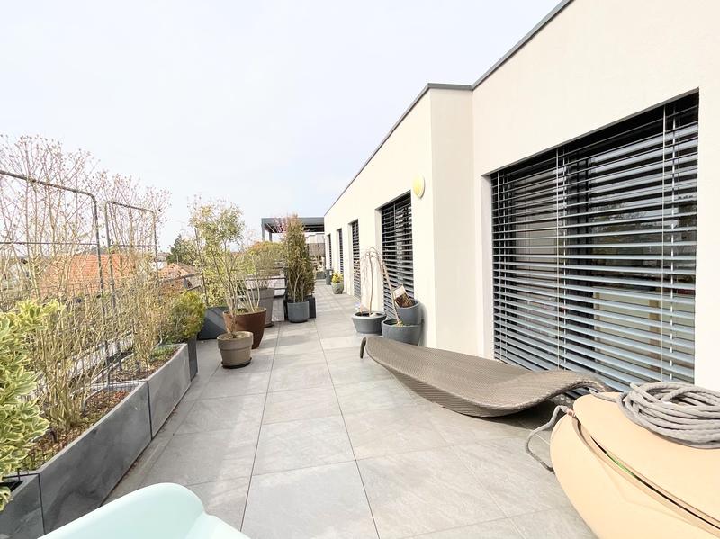 Appartement - 138 m² - 5 pièces