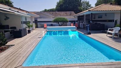 Villa - 140 m² - 5 pièces