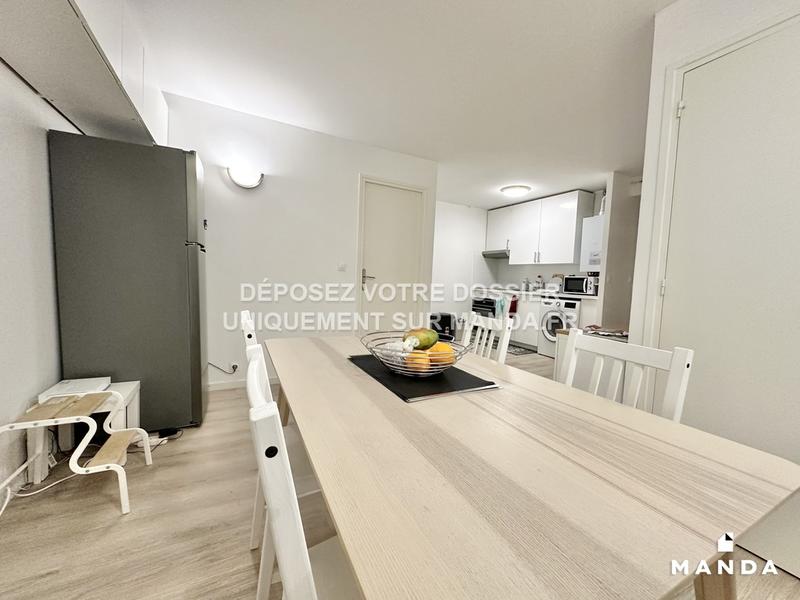 Chambre - 10 m² - 5 pièces