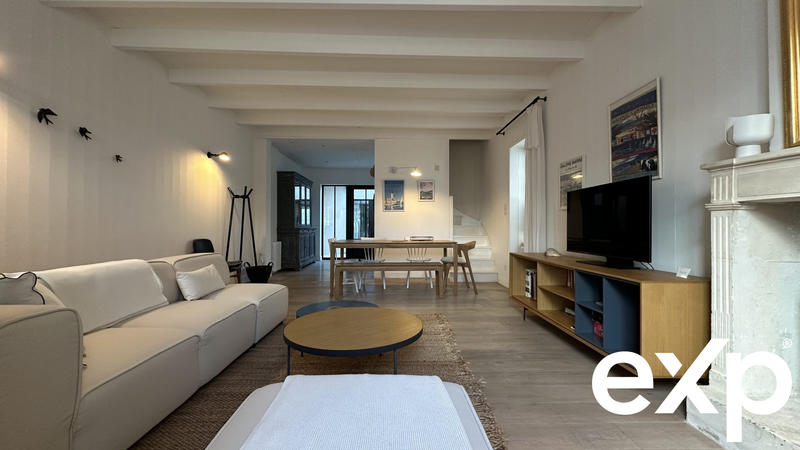 Maison traditionnelle - 110 m² - 5 pièces