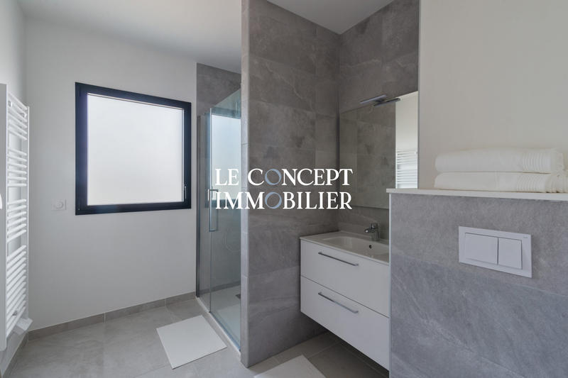 Appartement - 111 m² - 4 pièces