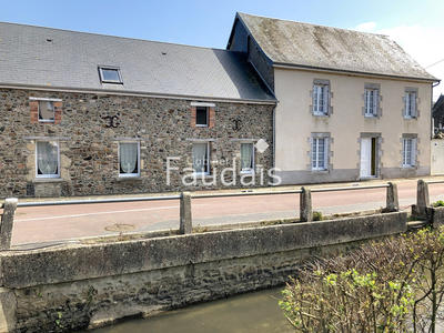 Maison - 240 m² - 9 pièces