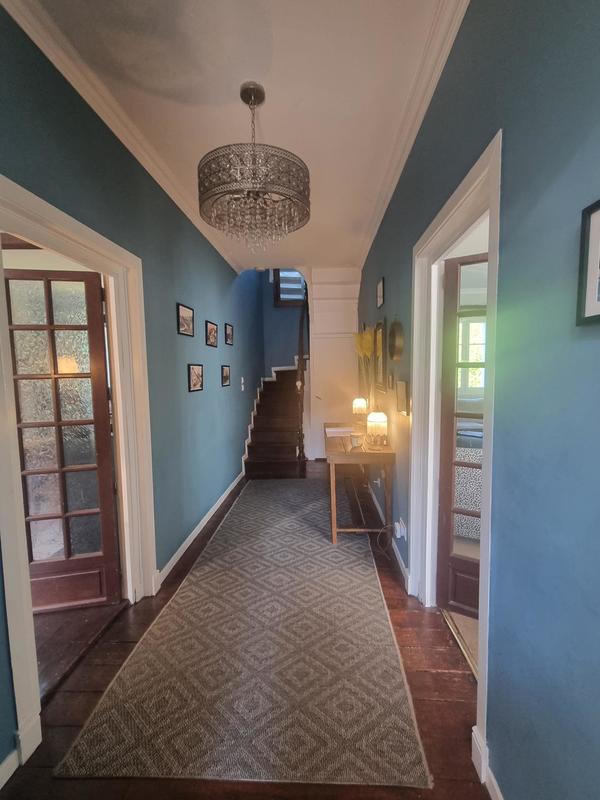 Maison - 220 m² - 7 pièces