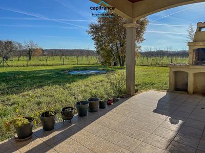 Maison - 96 m² - 5 pièces