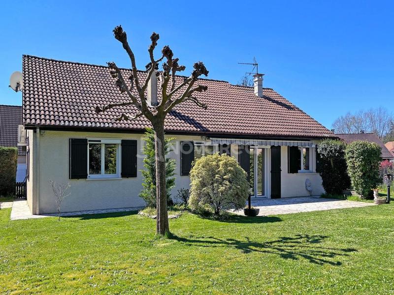 Maison - 110 m² - 4 pièces