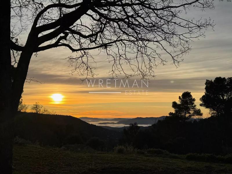 Villa - 200 m² - 5 pièces