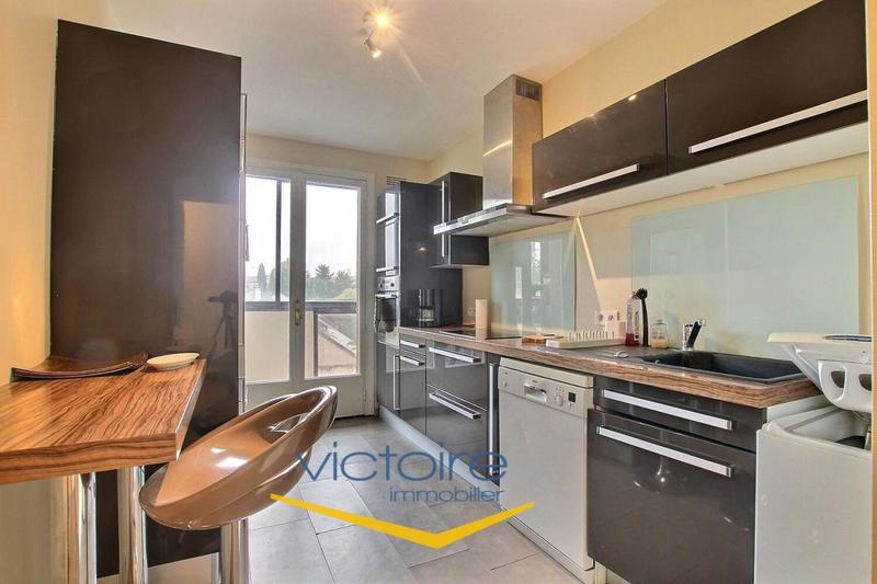 Appartement - 70 m² - 3 pièces