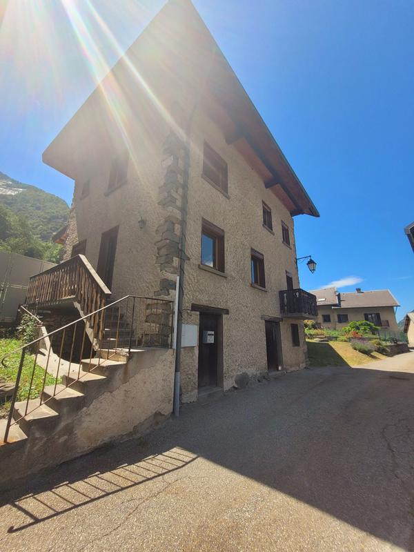 Maison ancienne - 105 m² - 5 pièces