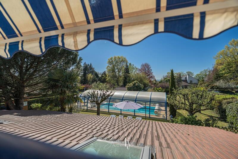 Maison - 181 m² - 6 pièces