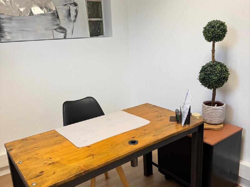 Local commercial - 60 m² - 4 pièces