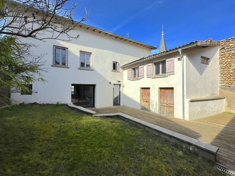 Maison - 186 m² - 6 pièces