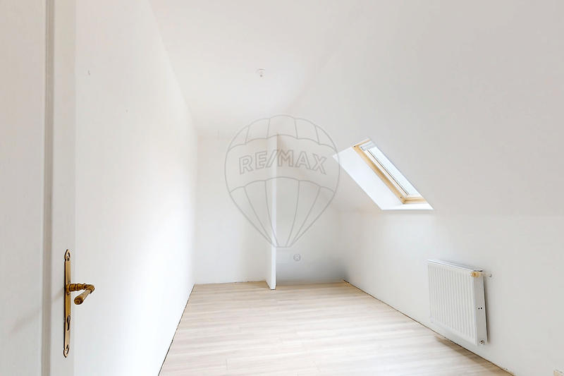 Maison - 157 m² - 7 pièces