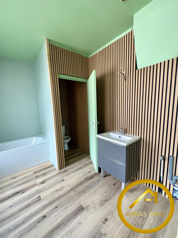 Maison - 163 m² - 7 pièces