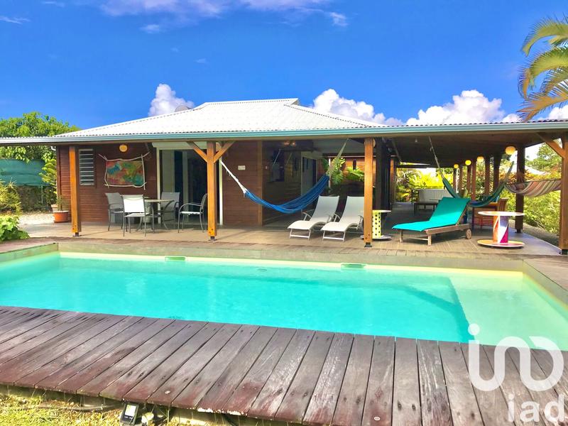 Maison - 178 m² - 7 pièces